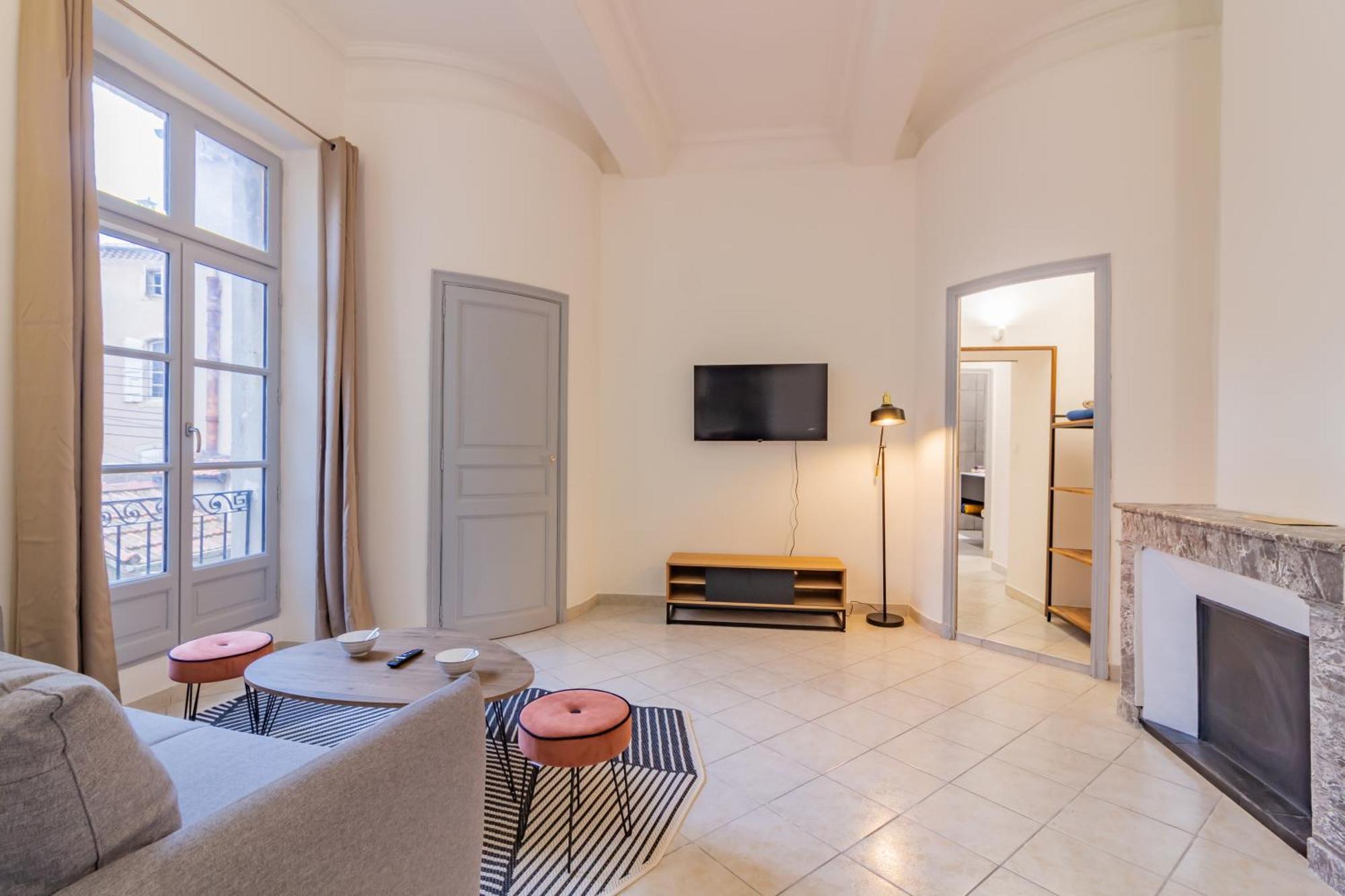 Spacieux Appartement En Plein Coeur De Béziers Eksteriør bilde