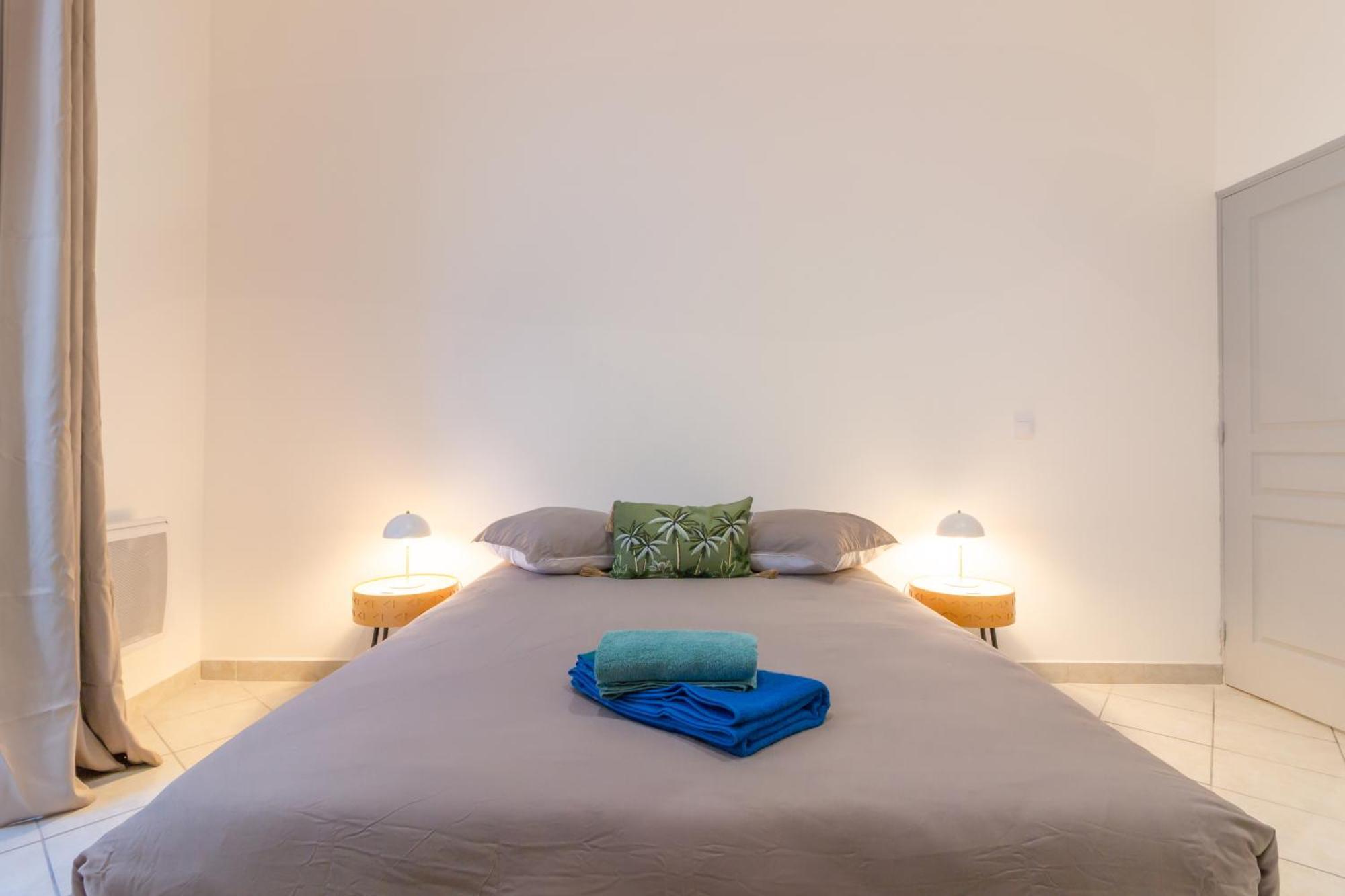 Spacieux Appartement En Plein Coeur De Béziers Eksteriør bilde